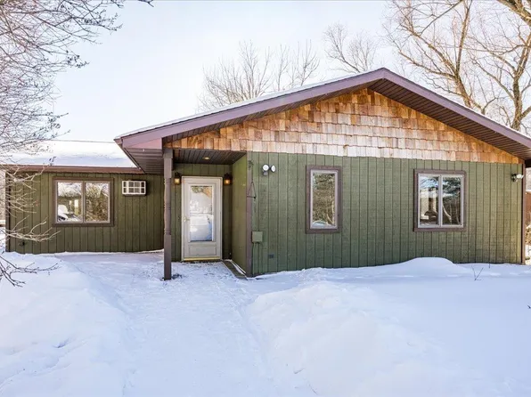 5756 Maple Grove Rd, Hermantown, MN 55810