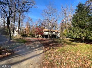 6208 Park Rd, Mc Lean, VA 22101