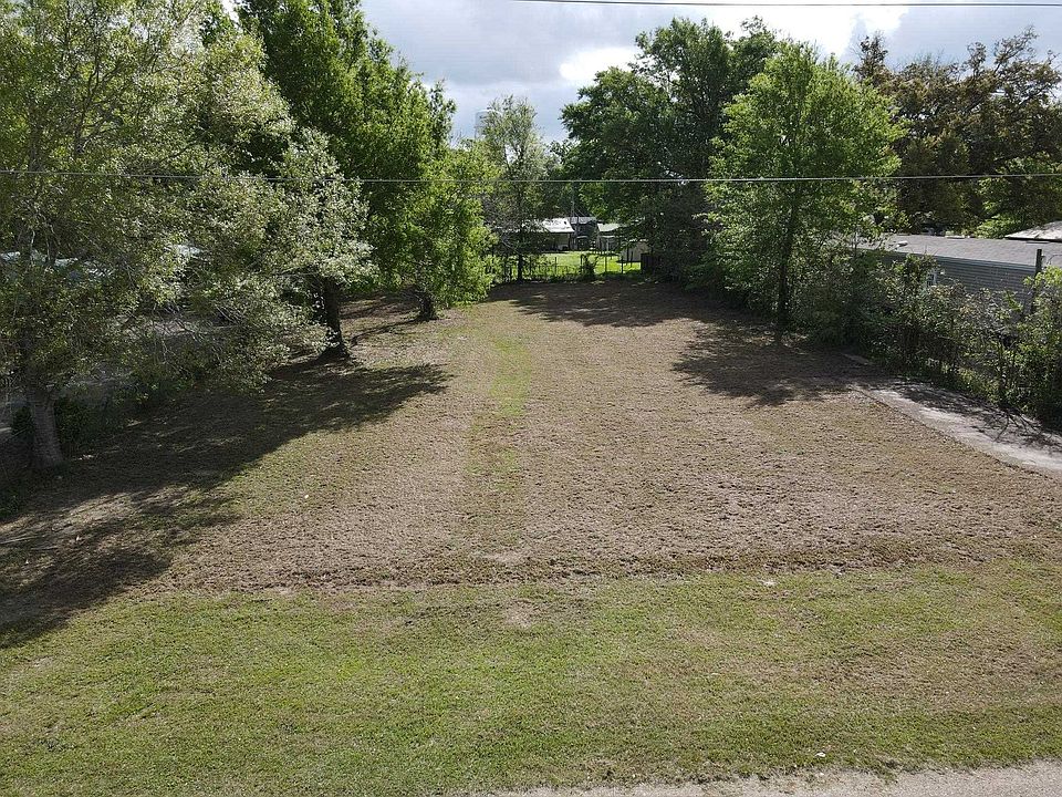 1st image of Vincent St