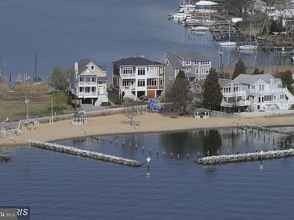 5th image of 1319 Washington Dr