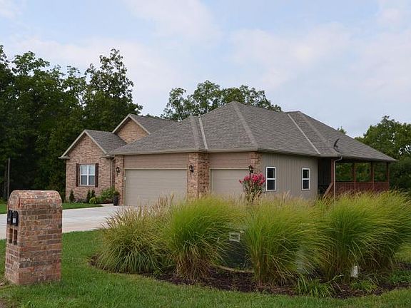 2nd image of 700 Emory Creek Blvd