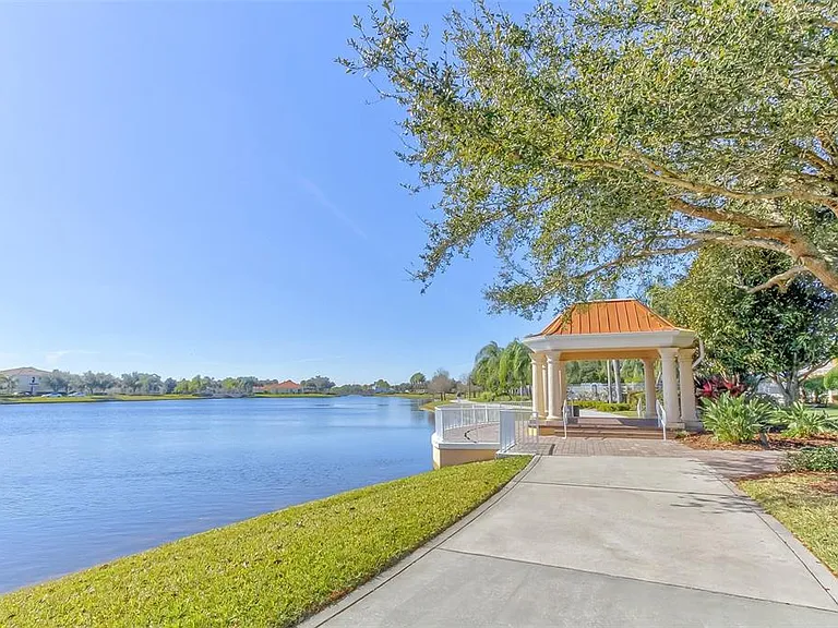 11830 Delfina Ln — Photo 37