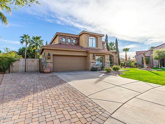 5th image of 261 S Cottonwood Court