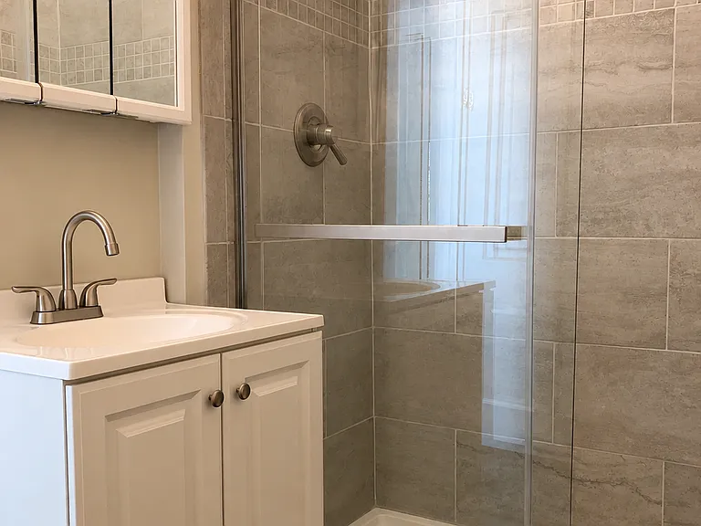 1007 Spring St — Photo 11