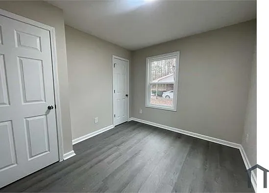 1617 N Main St — Photo 34