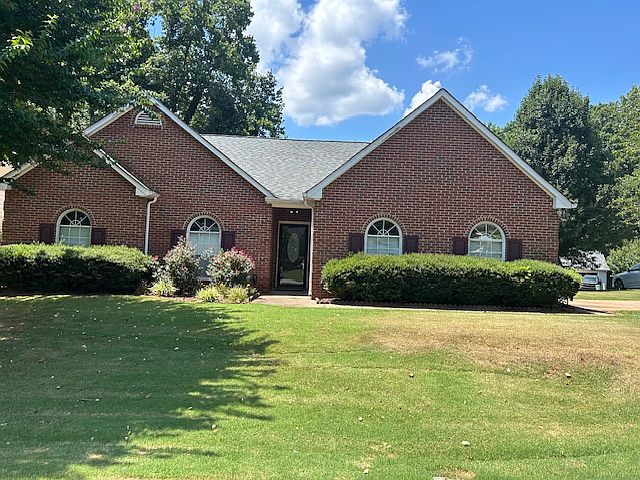 1st image of 2924 Sterling Dr