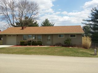 64092 Hillview Dr, Cambridge, OH 43725