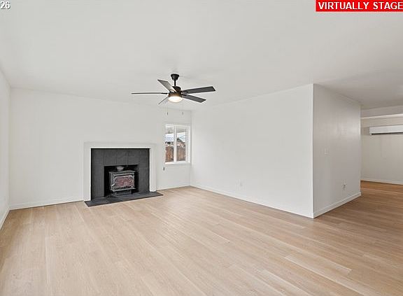 3rd image of 420 Water St