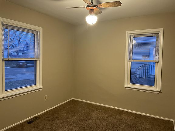 3rd image of 4516 Hyde Park Ave SW