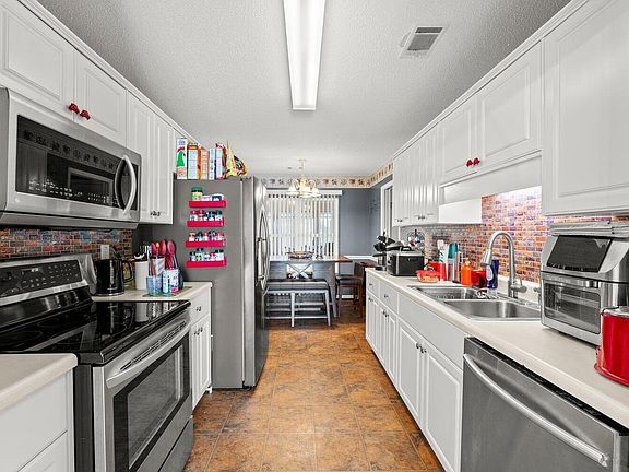 5th image of 4707 Grebe Court