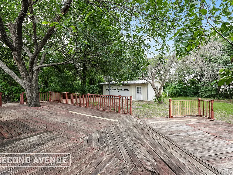 533 Lee St — Photo 22