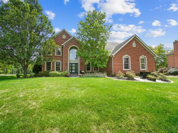 4044 Village Ridge Dr, Mason, OH 45040