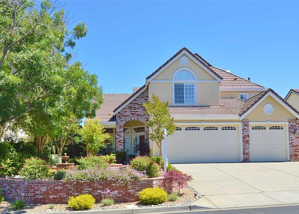 1st image of 28270 Fox Hollow Dr