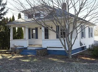 360 North Rd, Scituate, RI 02831