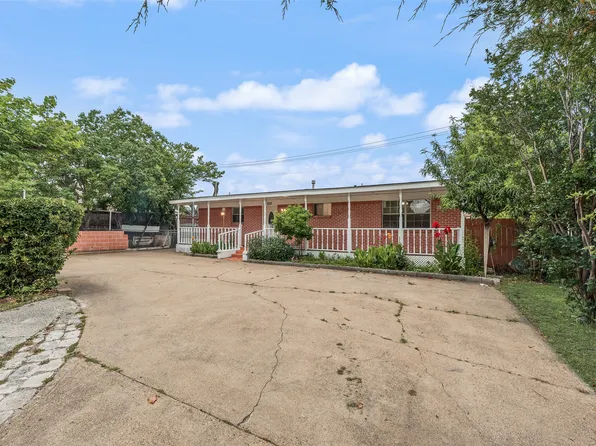 2211 Cardinal Ln, Garland, TX 75042