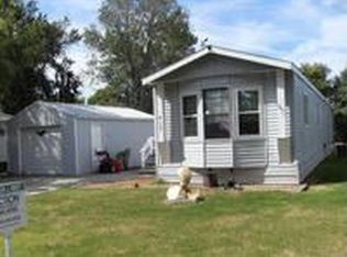 412 4th St, Wyndmere, ND 58081