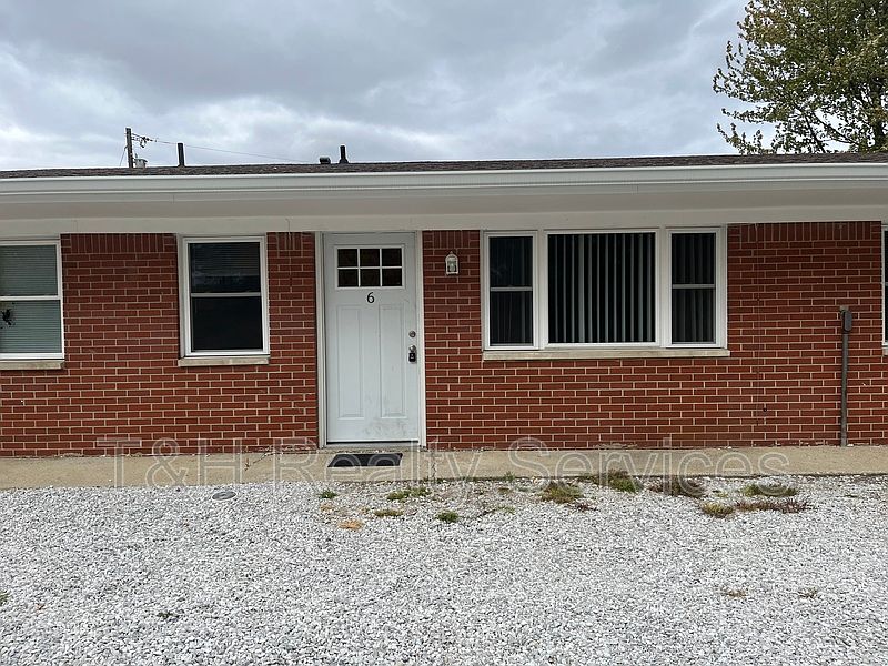 1st image of 2924 S County Road 1050 E Unit 6