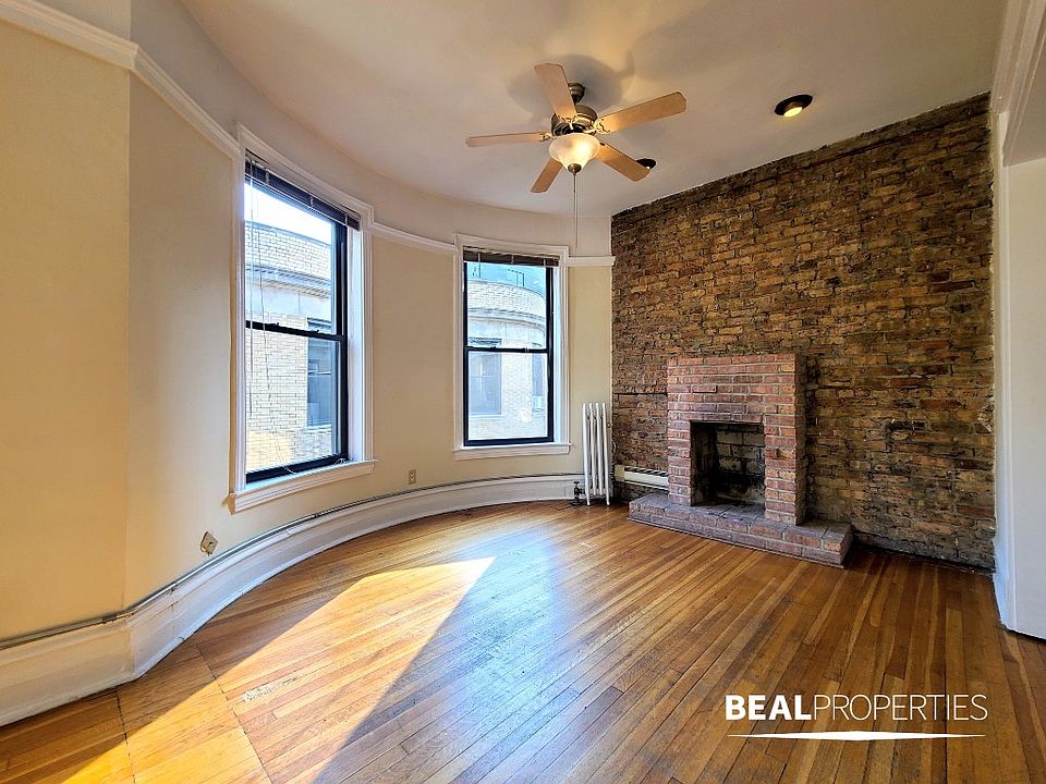 1st image of 1220 N Dearborn St #D1220-b3