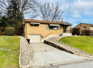 1719 Beryl Dr, Pittsburgh, PA 15227