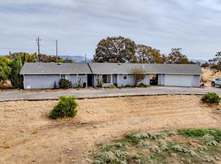 9811 Buena Vista Dr, La Grange, CA 95329