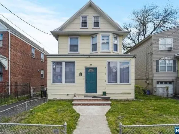 558 Stuyvesant Ave, Irvington, NJ 07111