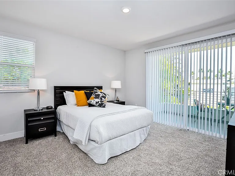 10718 Acama St #401 — Photo 33