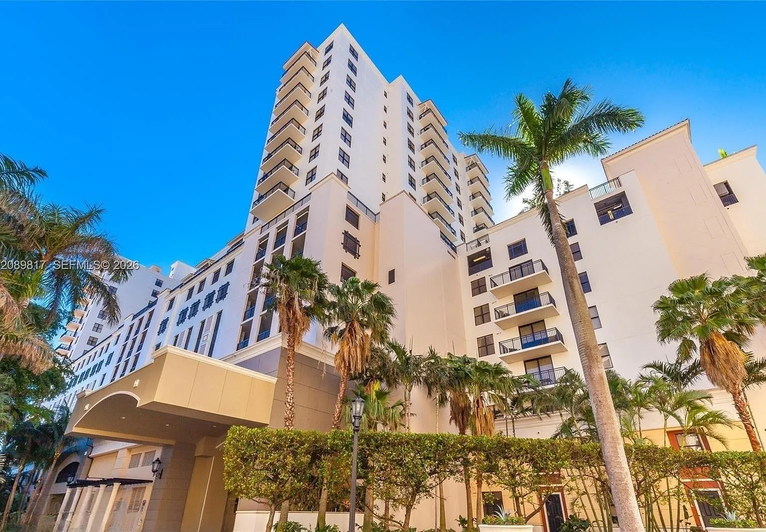 Puerta De Palmas Condo — Photo 1