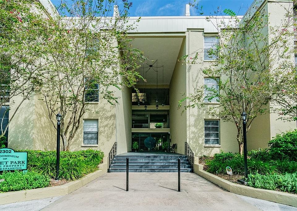 1st image of 2302 S MANHATTAN AVENUE #113
