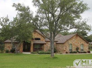 109 Diamond View Dr, La Vernia, TX 78121