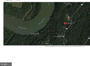 513 Hostler Rd, Harpers Ferry, WV 25425