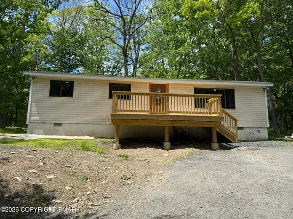 188 Lake Dr, Dingmans Ferry, PA 18328