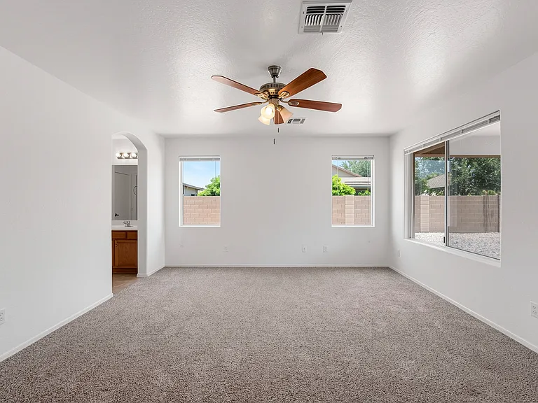 7552 W Nicolet Ave — Photo 34