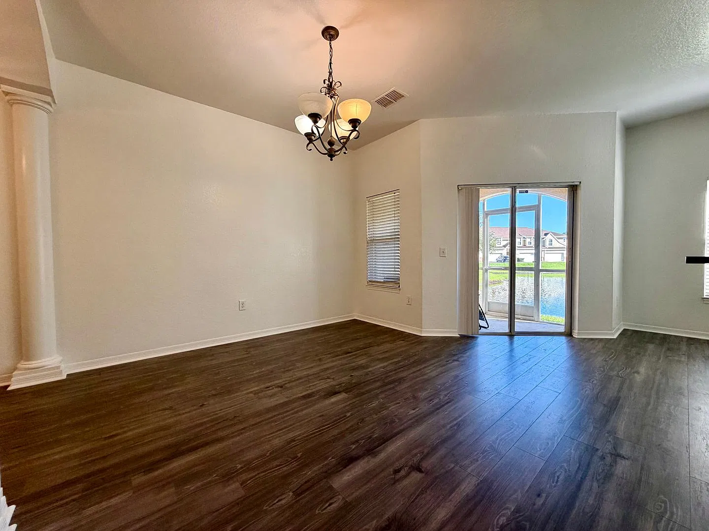 3 Bedroom/ 2.5 bathroom Townhouse in Tampa — Photo 4