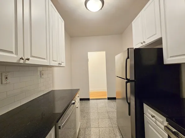 652 West 163rd Street image 6 of 12