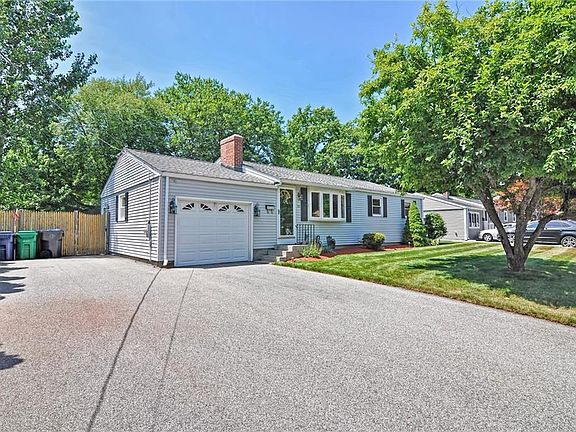 2nd image of 33 Griffin Dr