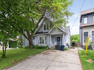 104 Allingham Gdns, Toronto, ON M3H 1Y2
