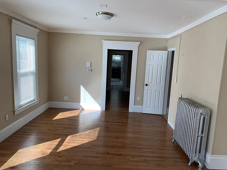52 Bramhall St — Photo 9
