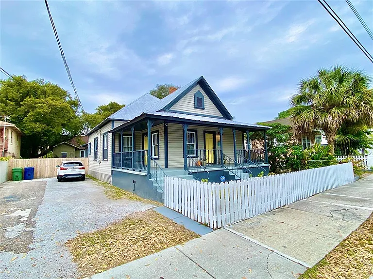 908 E 20th Ave — Photo 1