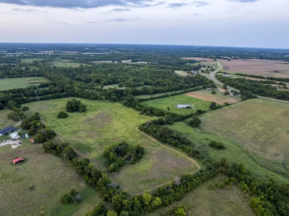 2 County Road 4725, Leonard, TX 75452