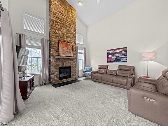 4th image of 138 Stonecreek Dr
