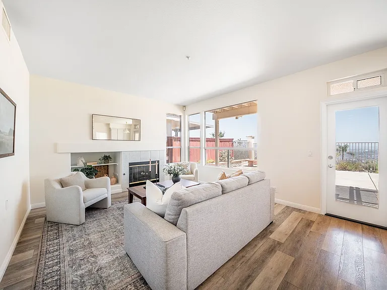 2283 Rock View Gln — Photo 14