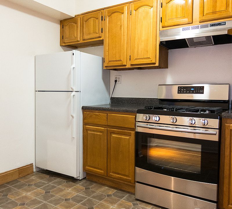 1st image of 592 Prospect Pl APT 2B