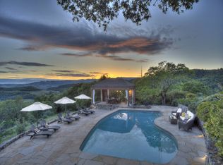 17564 7th St E, Sonoma, CA