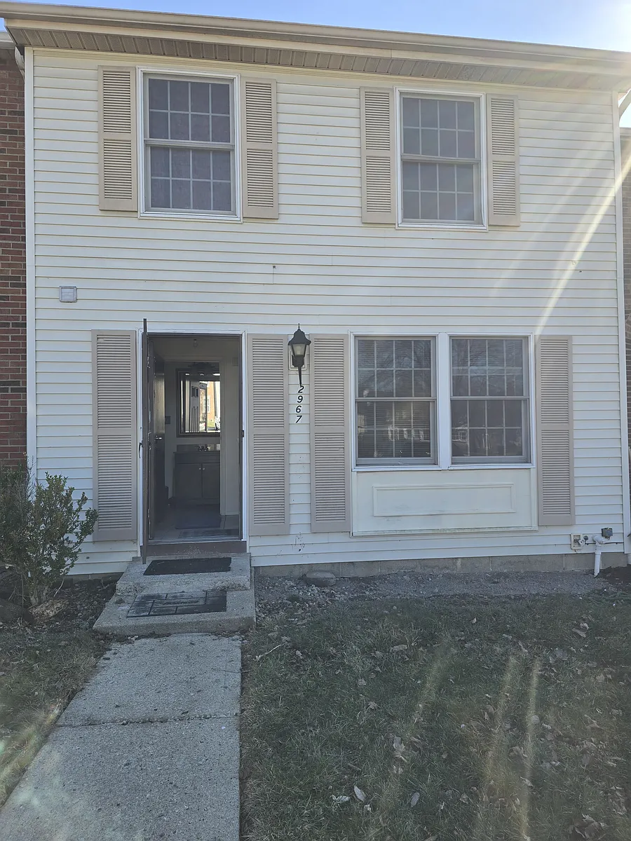 Building Photo - 2967 Grandwoods Cir