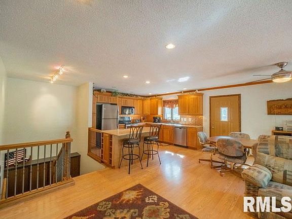 4th image of 434 Pleasant View Cir
