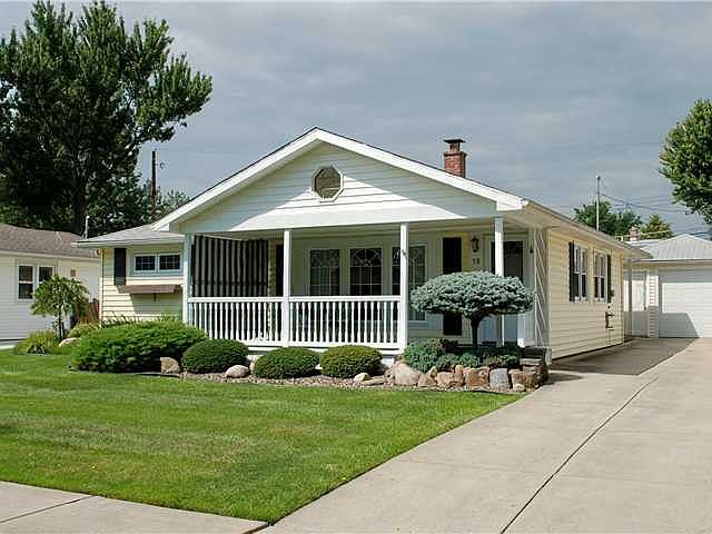1st image of 58 Kelvin Dr