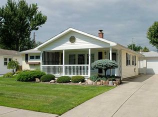 58 Kelvin Dr, Buffalo, NY 14223