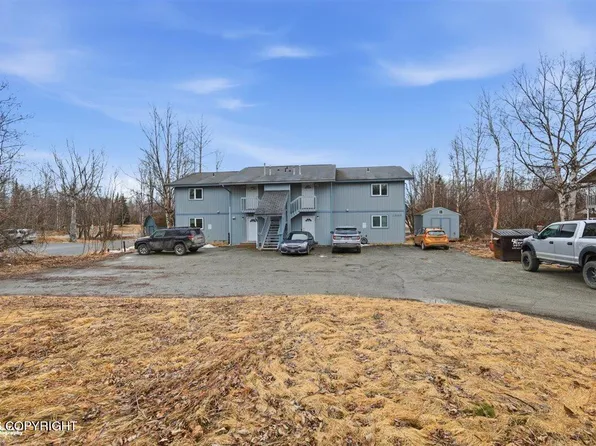 1545 N Chattaroy Cir, Wasilla, AK 99654