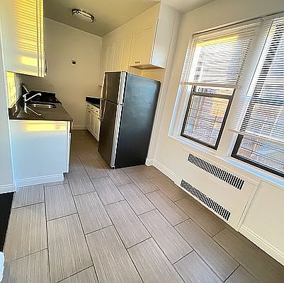 2nd image of 172-90 Highland Ave #2DD