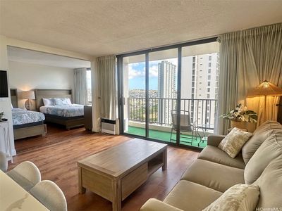 201 Ohua Ave APT T1-2405, Honolulu, HI, 96815